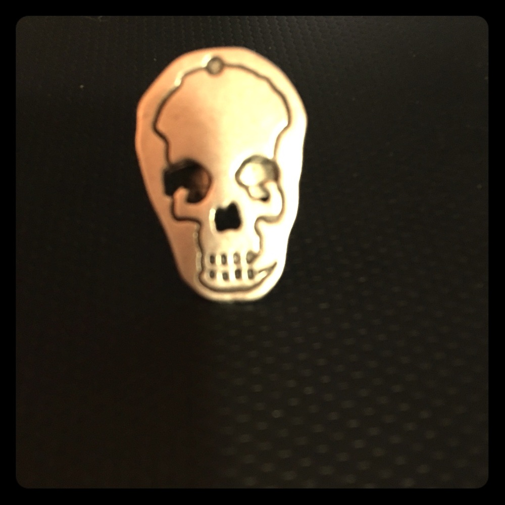 Flattop rocker punk goth gothic boho skull ring